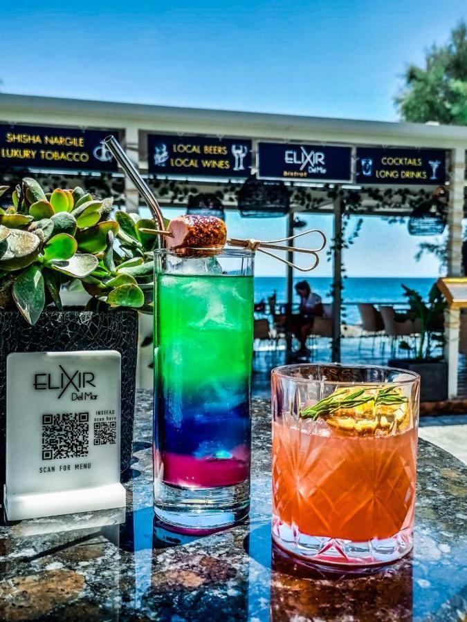 Elixir Del Mar On The Beach Kamári Екстериор снимка
