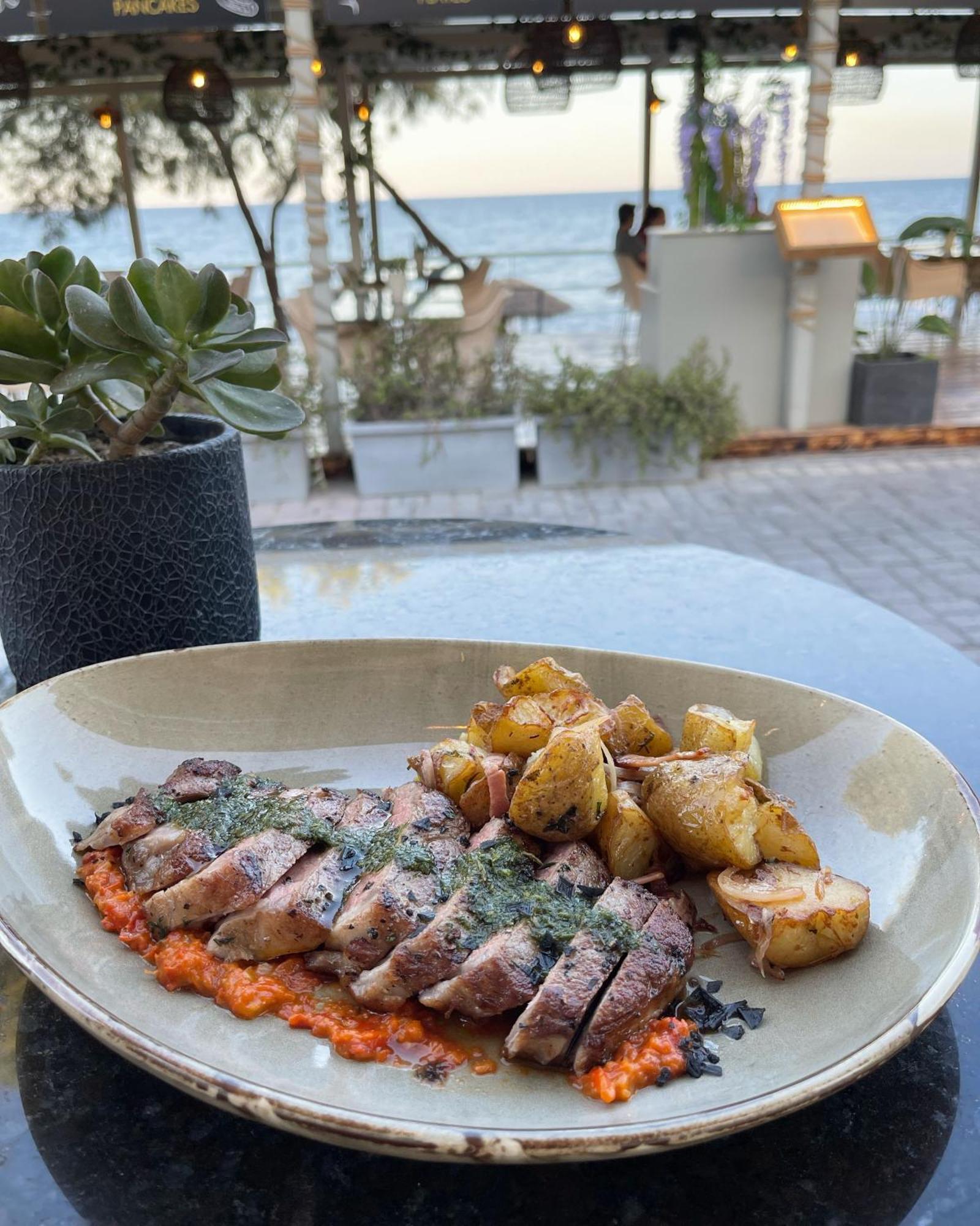 Elixir Del Mar On The Beach Kamári Екстериор снимка